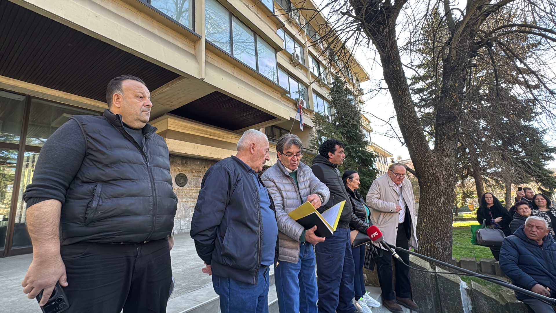 Синдикални представници на говорници